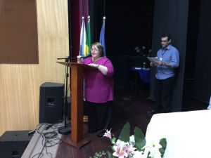 Profª. Rosane de Menezes Pereira, diretora do DMR